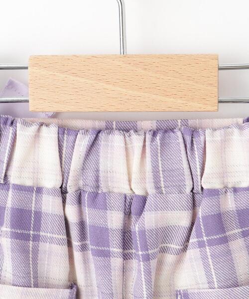 SHOO・LA・RUE（シューラルー）の「【110-140cm】チャーム付きチェックプリーツスカパン（スカート・キッズ・グレー系2/サックスブルー系2/パープル系1・13/14/15 /10/11/12）」の9枚目の写真