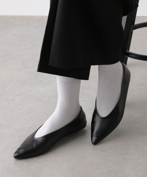 LEPSIM（レプシィム）の「ソフトクッションポインテッドパンプス　290440（パンプス・レディース・アイボリー/シルバー/ブラック・MEDIUM/LARGE）」の19枚目の写真