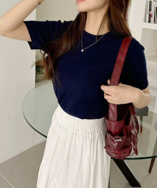 Ada.(エイダ)の「ケーブル デザイン ニット半袖(Tシャツ/カットソー・レディース・ブラック/ベージュ/ネイビー/ホワイト・FREE)」の11枚目の写真