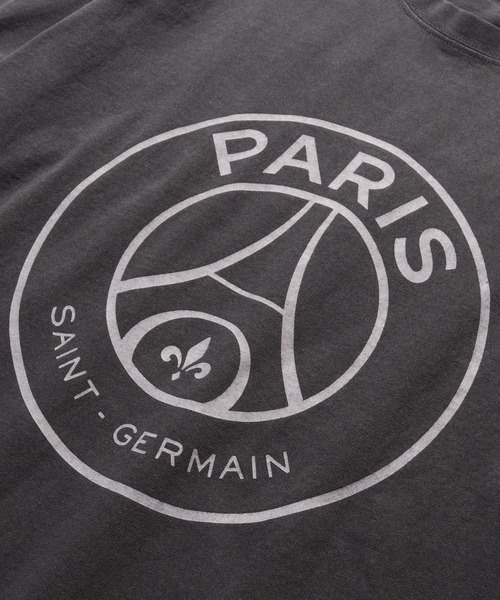 PARIS SAINT-GERMAIN(パリサンジェルマン)の「【Paris Saint-Germain/パリサンジェルマン】ヴィンテージピグメント加工 ロゴエンブレム 半袖Tシャツ(Tシャツ/カットソー・メンズ・スミクロ/ブラック系1・M/L/XL)」の10枚目の写真