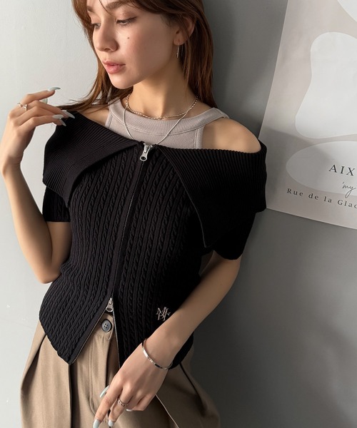 mily bilet(ミウィビレット)の「【mily bilet】抜け感レディースタイル。ロゴ刺繍オフショル2WAYダブルジップケーブル柄サマーニット(半袖)(Tシャツ/カットソー・レディース・ブラック/ライトグレー/ホワイト・LARGE/MEDIUM/SMALL/X-LARGE)」の20枚目の写真