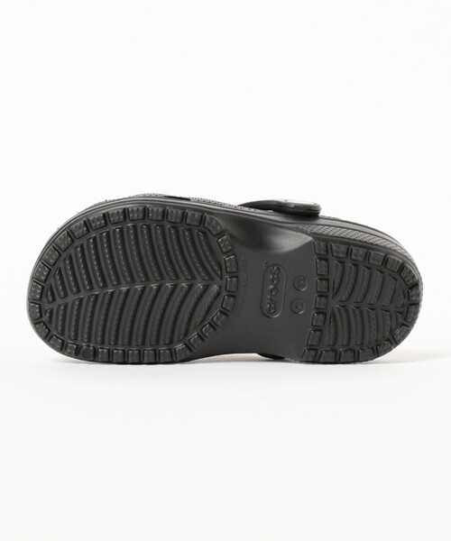 こども ビームス（コドモビームス）の「crocs / キッズ クラシック クロッグ サンダル（18～21cm）（サンダル・キッズ・ネイビー/ブラック/パープル系その他5/ホワイト系その他7/ピンク・20/19.5/19/18/21）」の15枚目の写真