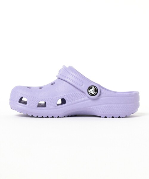 こども ビームス（コドモビームス）の「crocs / キッズ クラシック クロッグ サンダル（18～21cm）（サンダル・キッズ・ネイビー/ブラック/パープル系その他5/ホワイト系その他7/ピンク・20/19.5/19/18/21）」の8枚目の写真