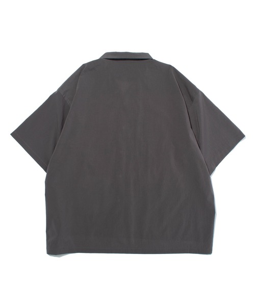 F/CE. （エフシーイー）の「F/CE. DOTAIR OPEN COLLAR SHIRT / エフシーイー ドットエア オープン カラー シャツ（シャツ/ブラウス・メンズ・チャコール/グレー・SMALL/MEDIUM/LARGE/X-LARGE）」の4枚目の写真