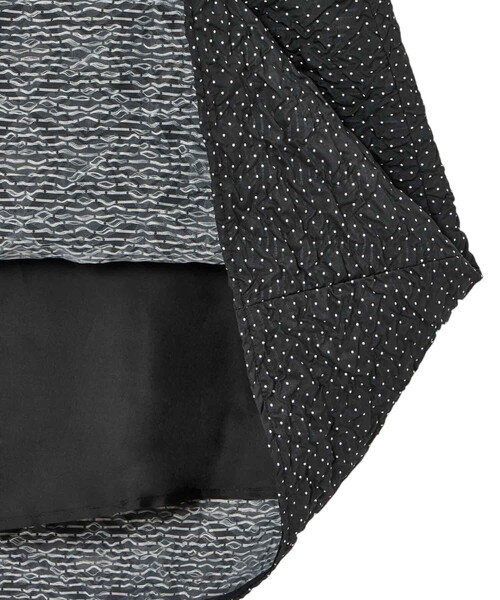 ANAYI(アナイ)の「ドットジャガードヨークギャザーフレアスカート(スカート・レディース・ブラック・36/38/34)」の3枚目の写真