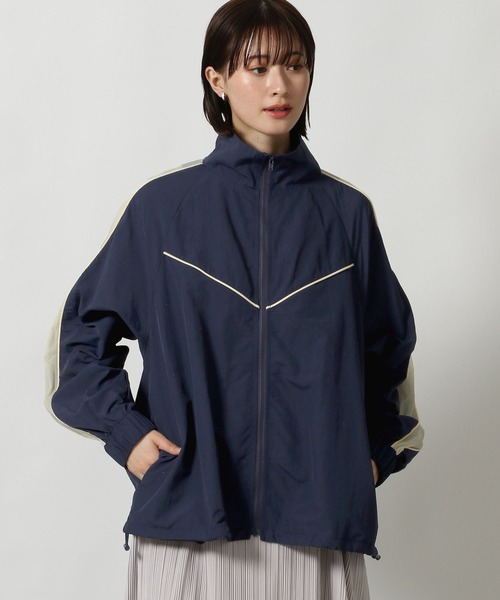 LAKOLE(ラコレ)の「シアー配色トラックジャケット / 291794(ブルゾン・レディース・ブラック/アイボリー/ネイビー・FREE)」の3枚目の写真