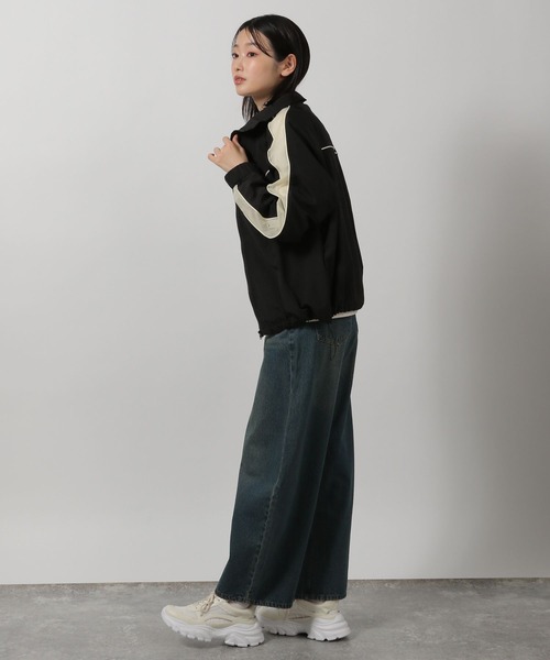 LAKOLE(ラコレ)の「シアー配色トラックジャケット / 291794(ブルゾン・レディース・ブラック/アイボリー/ネイビー・FREE)」の9枚目の写真