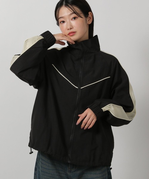 LAKOLE(ラコレ)の「シアー配色トラックジャケット / 291794(ブルゾン・レディース・ブラック/アイボリー/ネイビー・FREE)」の11枚目の写真