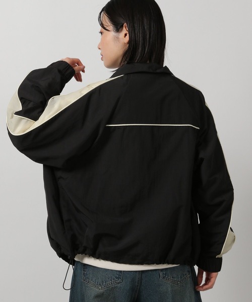 LAKOLE(ラコレ)の「シアー配色トラックジャケット / 291794(ブルゾン・レディース・ブラック/アイボリー/ネイビー・FREE)」の4枚目の写真