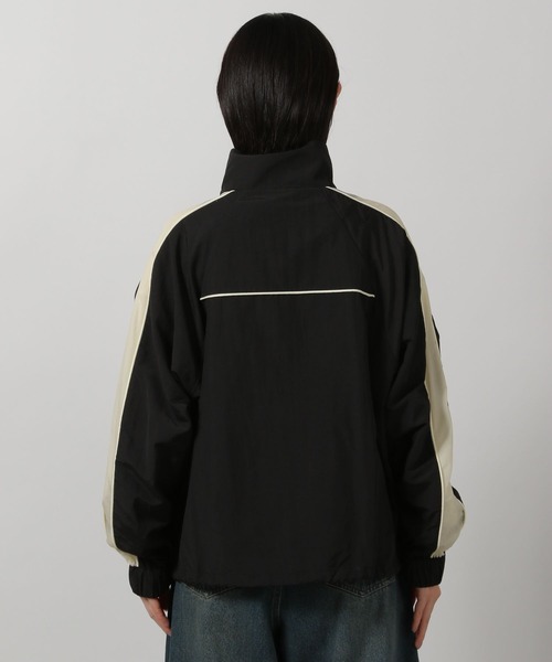 LAKOLE(ラコレ)の「シアー配色トラックジャケット / 291794(ブルゾン・レディース・ブラック/アイボリー/ネイビー・FREE)」の17枚目の写真