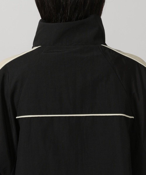 LAKOLE(ラコレ)の「シアー配色トラックジャケット / 291794(ブルゾン・レディース・ブラック/アイボリー/ネイビー・FREE)」の22枚目の写真