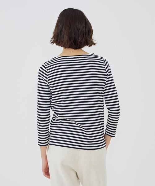GALERIE VIE(ギャルリー ヴィー)の「ファインコットン ボートネックプルオーバー(Tシャツ/カットソー・レディース・ホワイト/ベージュ系その他/グレー系その他/ネイビー/ブルー系その他/ライトグレー/ブラック系その他・FREE)」の11枚目の写真
