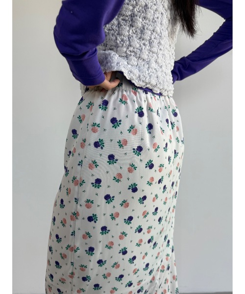 Didot.showroom（ディドット ショールーム）の「【DIDOT.】フラワープリントバンディンロングスカート（スカート・レディース・ブラック/ブルー/アイボリー・FREE）」の17枚目の写真