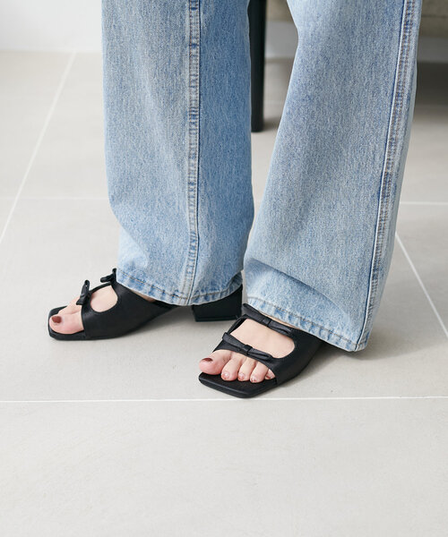 DISCOAT（ディスコート）の「サテンリボンミュール《詳細動画あり》（サンダル・レディース・ブラック/ベージュ・MEDIUM/LARGE）」の5枚目の写真