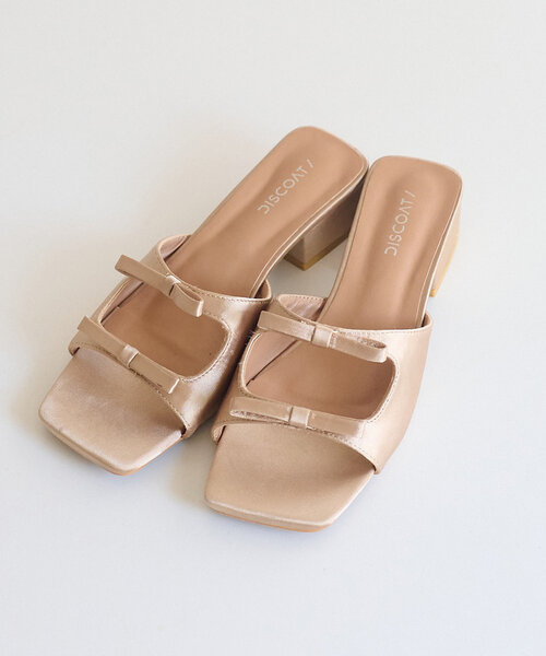 DISCOAT（ディスコート）の「サテンリボンミュール《詳細動画あり》（サンダル・レディース・ブラック/ベージュ・MEDIUM/LARGE）」の10枚目の写真