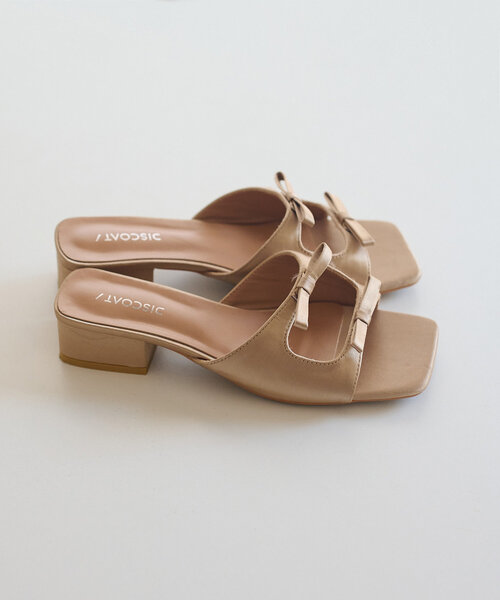 DISCOAT（ディスコート）の「サテンリボンミュール《詳細動画あり》（サンダル・レディース・ブラック/ベージュ・MEDIUM/LARGE）」の14枚目の写真