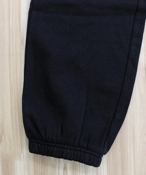 Calvin Klein(カルバン・クライン)の「CK バッジフリースジョガー スウェットパンツ BADGE FLEECE JOGGER(スウェットパンツ・メンズ・ブラック・M/S/XL/L)」の7枚目の写真
