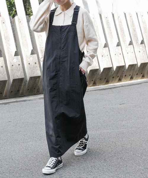 FORK&SPOON（フォークアンドスプーン）の「FORK&SPOON　ナイロンサスペンダーワンピース（ジャンパースカート・レディース・グレー系その他/ブラック・1/2）」の18枚目の写真
