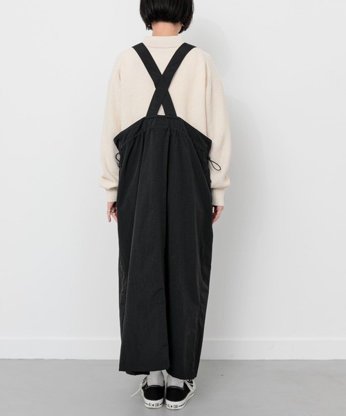 FORK&SPOON（フォークアンドスプーン）の「FORK&SPOON　ナイロンサスペンダーワンピース（ジャンパースカート・レディース・グレー系その他/ブラック・1/2）」の7枚目の写真