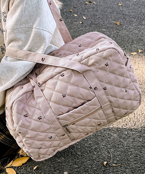 SHEPP(シープ)の「【大容量】キルティングトラベル ボストンバッグ フラワー チェリー ドット柄(ボストンバッグ・レディース・ピンク/ホワイト・F)」の17枚目の写真