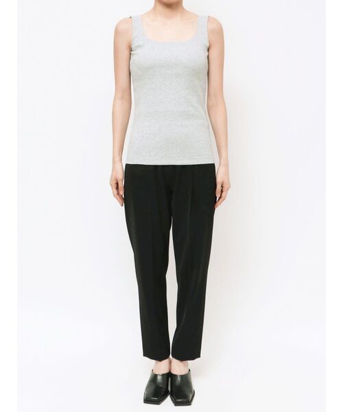 ELENDEEK  SQUARE NECK PAD TANK  新品 ELENDEEK（エレンディーク）の「スクエアネックパッドタンク