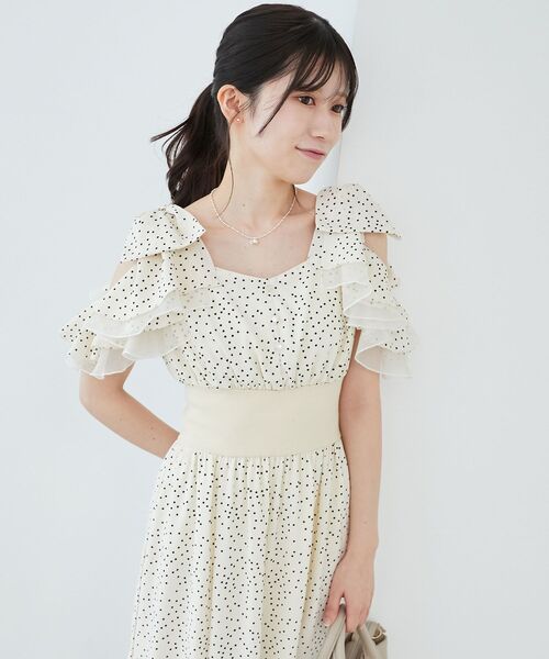 MAJESTIC LEGON(マジェスティックレゴン)の「フリルリボンコルセットワンピース(ワンピース・レディース・ブルー系その他2/A/ホワイト系その他2・MEDIUM/SMALL/X-SMALL)」の8枚目の写真