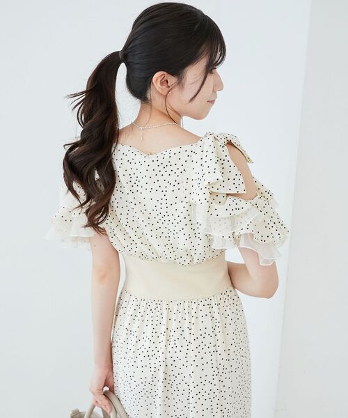 MAJESTIC LEGON(マジェスティックレゴン)の「フリルリボンコルセットワンピース(ワンピース・レディース・ブルー系その他2/A/ホワイト系その他2・MEDIUM/SMALL/X-SMALL)」の10枚目の写真