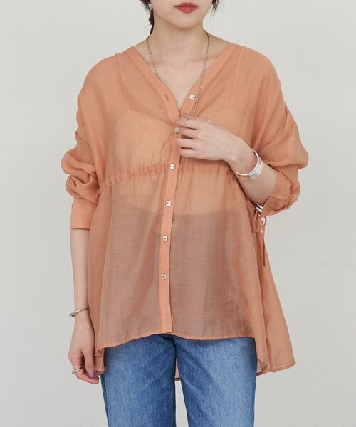 SHENERY（シーナリー）の「《新色追加！》シアーペプラムブラウス（シャツ/ブラウス・レディース・ライトグレー/オレンジ/アイボリー/ブルー/ブラウン・FREE）」の6枚目の写真