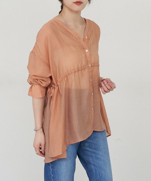 SHENERY（シーナリー）の「《新色追加！》シアーペプラムブラウス（シャツ/ブラウス・レディース・ライトグレー/オレンジ/アイボリー/ブルー/ブラウン・FREE）」の13枚目の写真