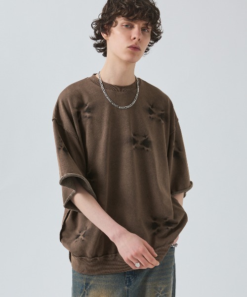 SWAGVIBE（スワッグバイブ）の「【SWAGVIBE】Pinched Dye Pigment Sweat Tee（スウェット・メンズ・ブラック/ブラウン・M/L）」の2枚目の写真