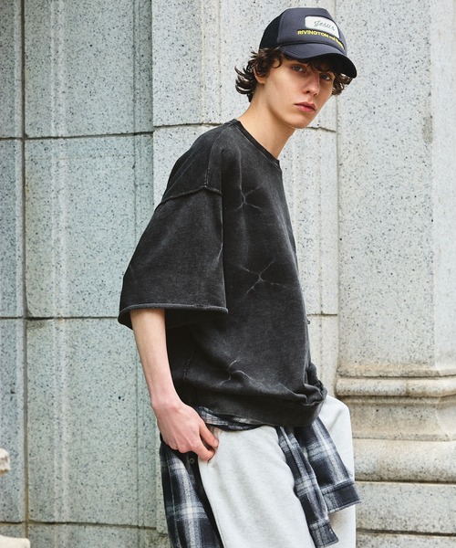 SWAGVIBE（スワッグバイブ）の「【SWAGVIBE】Pinched Dye Pigment Sweat Tee（スウェット・メンズ・ブラック/ブラウン・M/L）」の22枚目の写真