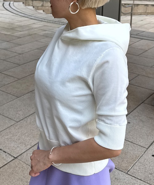 JENNE(ジェンヌ)の「エアリーサマーニットフーディー【UVカット・マシンウォッシャブル】(ニット/セーター・レディース・ブラック/ラベンダー/グリーン/ホワイト・SMALL/MEDIUM/LARGE)」の12枚目の写真