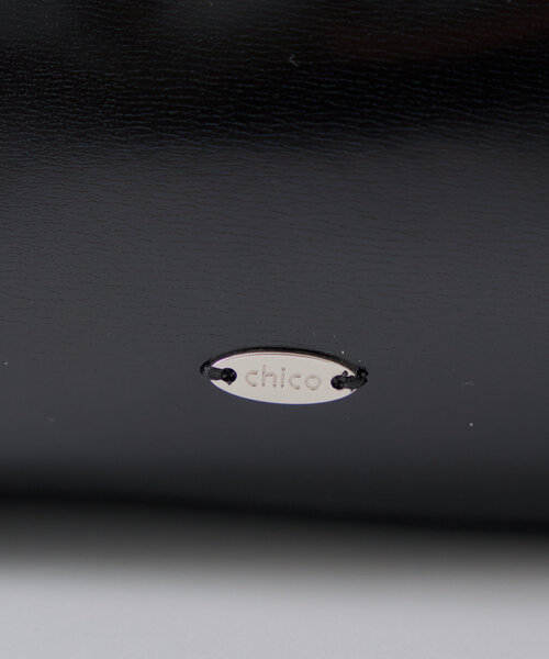 Chico（チコ）の「チャーム付横長ラウンドボストンバッグ（ボストンバッグ・レディース・ブラック/ブルー/アイボリー・FREE）」の4枚目の写真