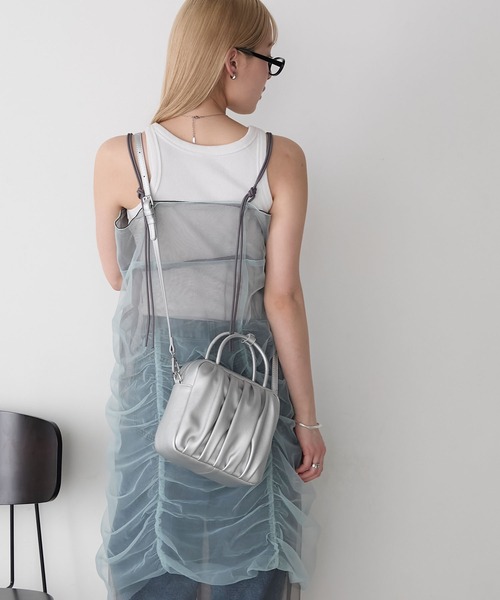 forksy.(フォルクシー)の「【forksy.】ギャザー スクエア ボストン ショルダーバッグ(ショルダーバッグ・レディース・シルバー/ホワイト/ブラック・FREE)」の21枚目の写真