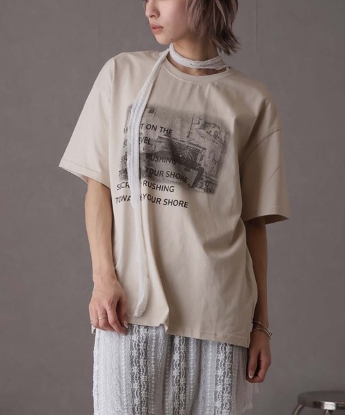 Ulysses(ユリシス)の「モノトーンプリントTシャツ(Tシャツ/カットソー・レディース・グレー/ホワイト/ブラウン/ベージュ・F)」の4枚目の写真