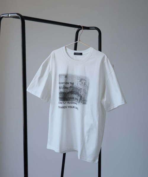 Ulysses(ユリシス)の「モノトーンプリントTシャツ(Tシャツ/カットソー・レディース・グレー/ホワイト/ブラウン/ベージュ・F)」の17枚目の写真