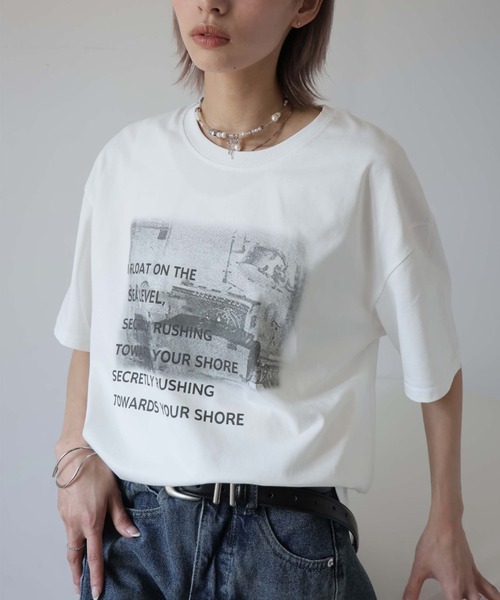 Ulysses(ユリシス)の「モノトーンプリントTシャツ(Tシャツ/カットソー・レディース・グレー/ホワイト/ブラウン/ベージュ・F)」の13枚目の写真