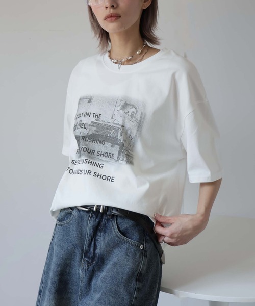 Ulysses(ユリシス)の「モノトーンプリントTシャツ(Tシャツ/カットソー・レディース・グレー/ホワイト/ブラウン/ベージュ・F)」の15枚目の写真