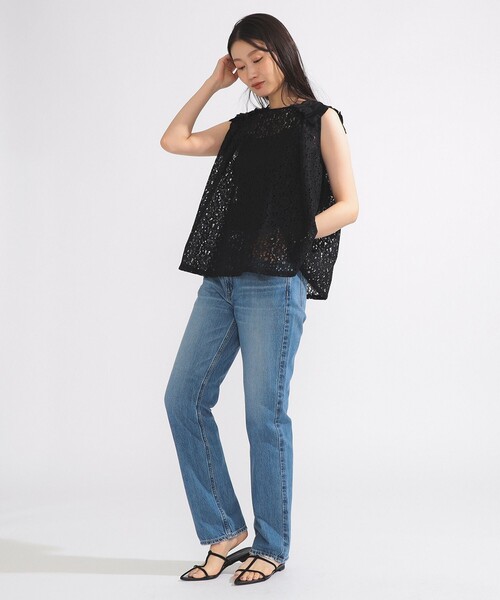 A PUPIL(アピューピル)の「A PUPIL / レース フレア ノースリーブ(シャツ/ブラウス・レディース・ホワイト/ブラック・ONE SIZE)」の13枚目の写真