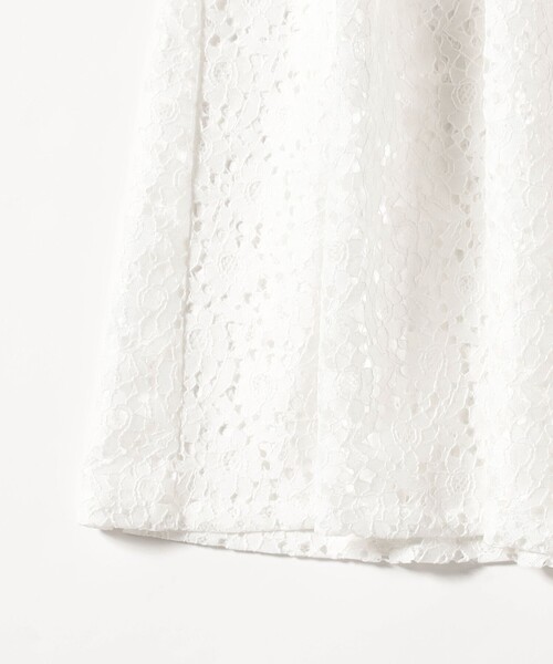 A PUPIL(アピューピル)の「A PUPIL / レース フレア ノースリーブ(シャツ/ブラウス・レディース・ホワイト/ブラック・ONE SIZE)」の5枚目の写真