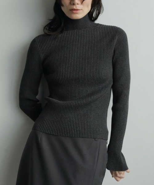 anuke タートルネック ニットセーター anuke Slit Turtle Knit スリットタートルニット（ニット/セーター