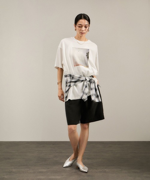 SALON adam et rope'(サロン アダム エ ロペ)の「Yasuko Hirano / 平野泰子 ARTプリントリラックスT(Tシャツ/カットソー・レディース・ホワイト系その他2/ホワイト系その他4/ホワイト・FREE)」の6枚目の写真