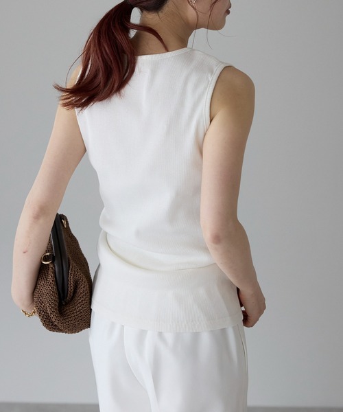 Fizz(フィズ)の「【Fizz/フィズ】 リブタンクトップ(タンクトップ・レディース・ホワイト/ブルー/オレンジ/グレイッシュベージュ/ブラック・M/L)」の13枚目の写真