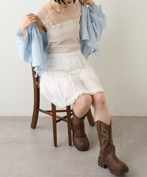 w closet(ダブルクローゼット)の「【3色展開】レースタンク(キャミソール・レディース・ブラック/オフホワイト/ベージュ・FREE)」の14枚目の写真