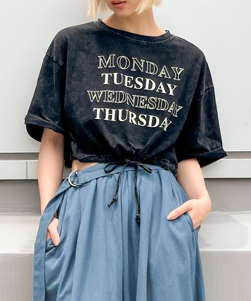 セール】ロゴ裾スピンドルクロップドTシャツ（Tシャツ