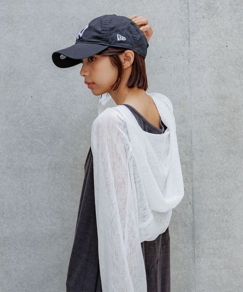 PAGEBOY(ページボーイ)の「シアーカットフードボレロ(カーディガン/ボレロ・レディース・ブルー系その他/ブラック/オフホワイト・FREE)」の10枚目の写真