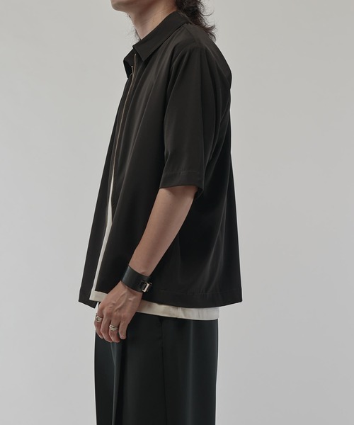 Lui's（ルイス）の「ライトウェイトエアリーZIPシャツ（シャツ/ブラウス・メンズ・ブラック/ブラック系その他/オフホワイト/ホワイト・M/S）」の10枚目の写真