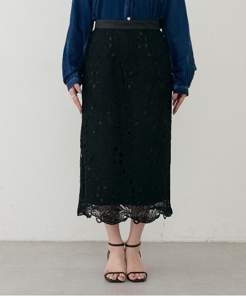 LARUTA(ラルータ)の「【LARUTA】<Web限定>フラワーレーススカート(スカート・レディース・ブラック/ブラウン・MEDIUM)」の14枚目の写真
