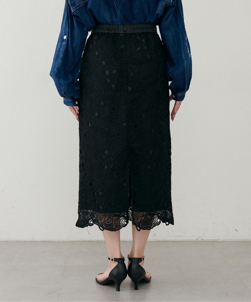LARUTA(ラルータ)の「【LARUTA】<Web限定>フラワーレーススカート(スカート・レディース・ブラック/ブラウン・MEDIUM)」の16枚目の写真