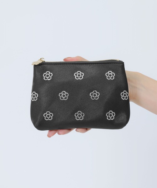 すぐ届く☆MARY QUANT 舟型ティッシュケース ギフトにもおすすめ すぐ届く☆MARY QUANT 舟型ティッシュケース ギフトにもおすすめ